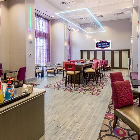 Hampton Inn & Suites Дублин Экстерьер фото