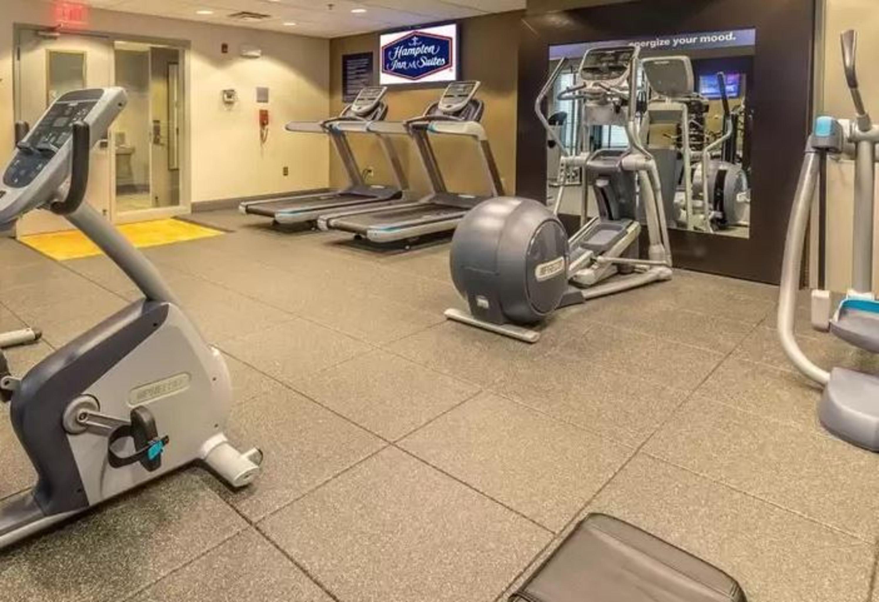 Hampton Inn & Suites Дублин Экстерьер фото