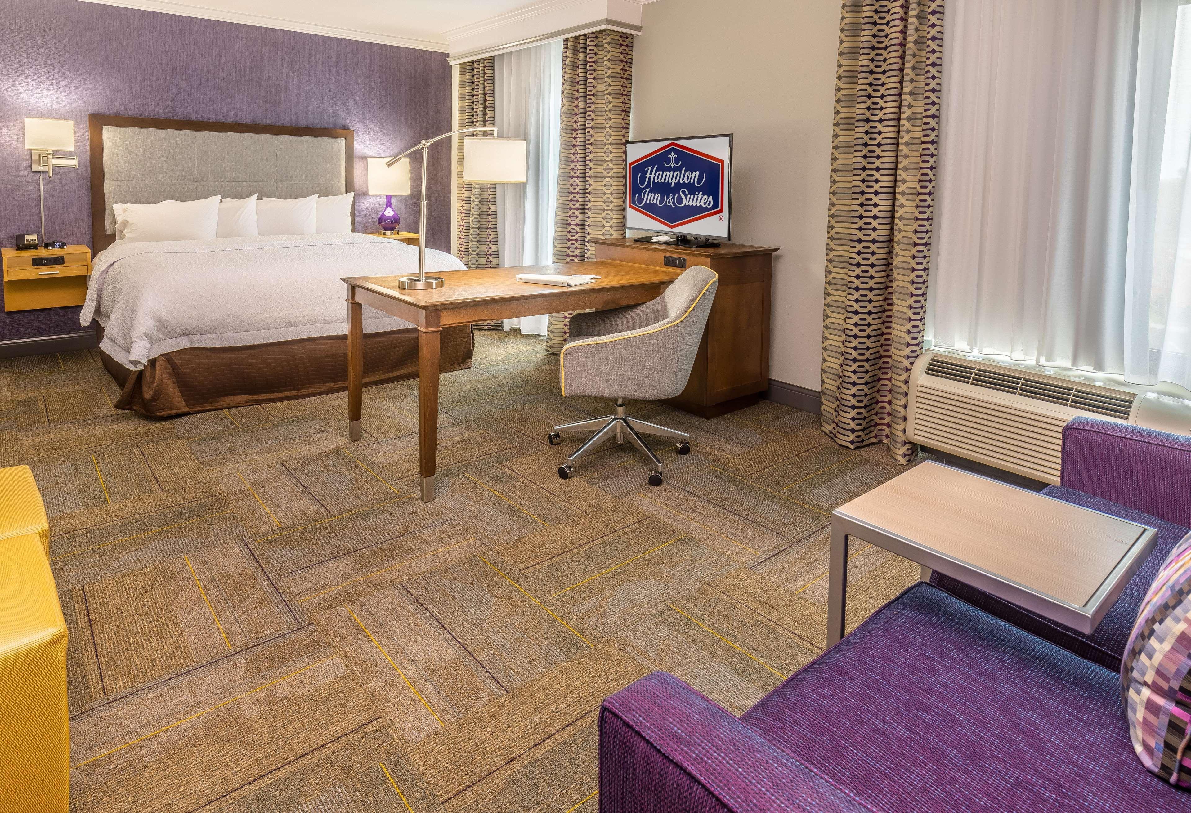 Hampton Inn & Suites Дублин Экстерьер фото
