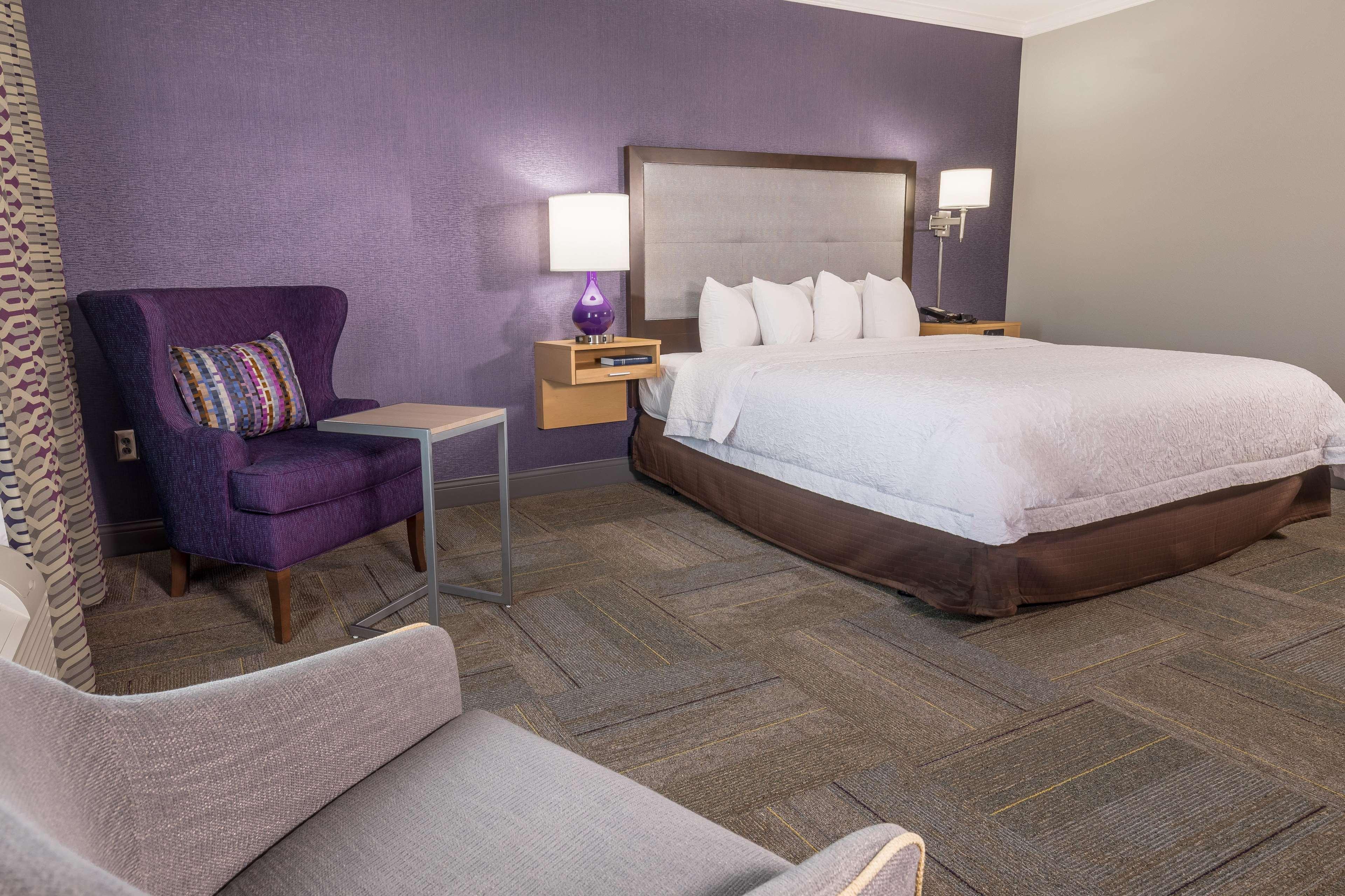 Hampton Inn & Suites Дублин Экстерьер фото