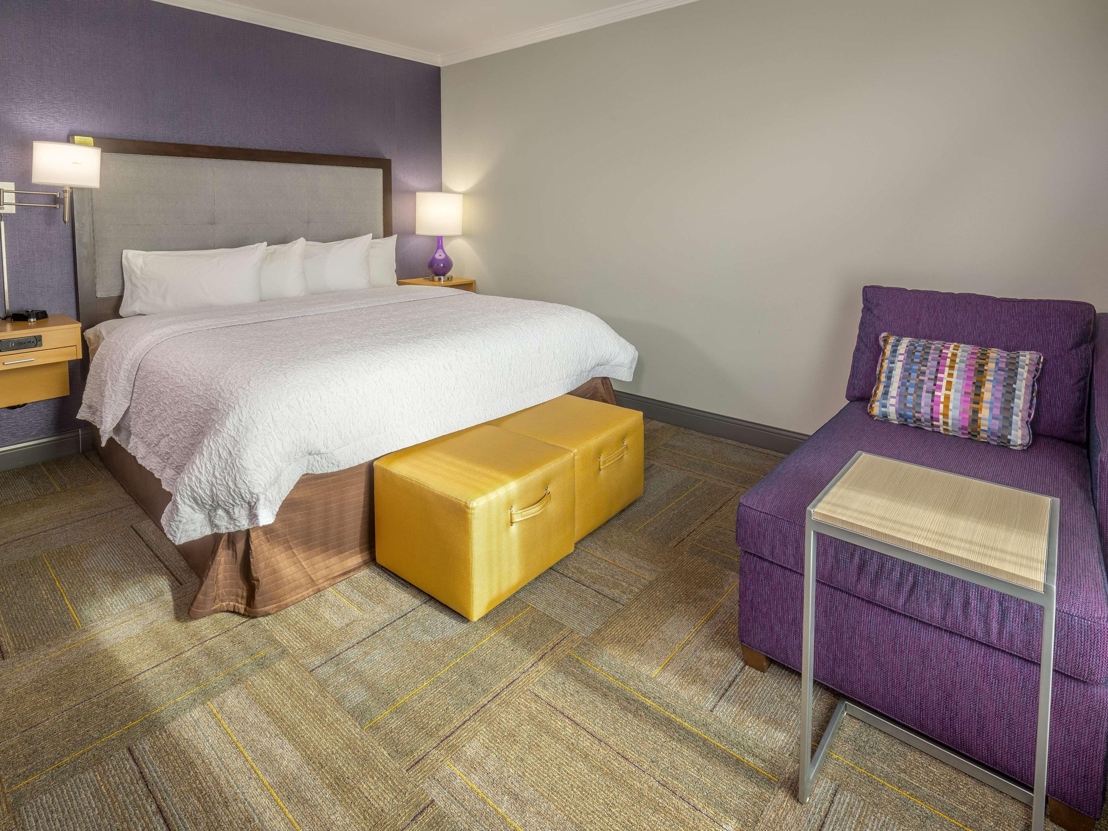 Hampton Inn & Suites Дублин Экстерьер фото